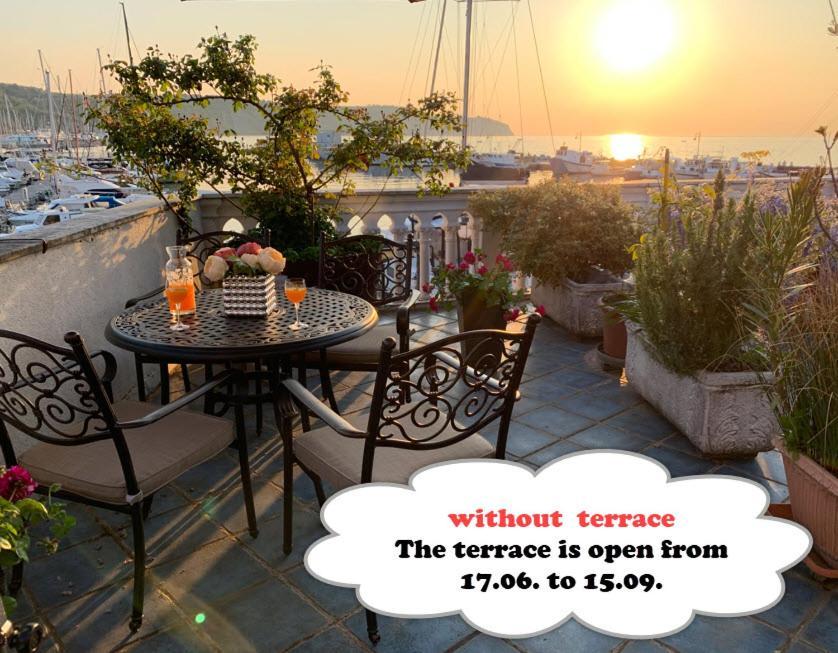 First Row To The Sea - Maremi Izola Apartment Terrace Zimmer foto